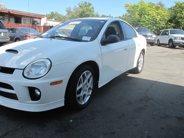 Dodge Neon 2005 photo 3