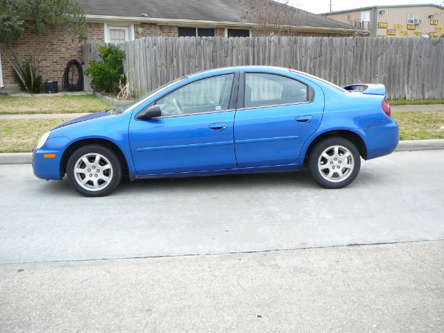 Dodge Neon 2005 photo 2
