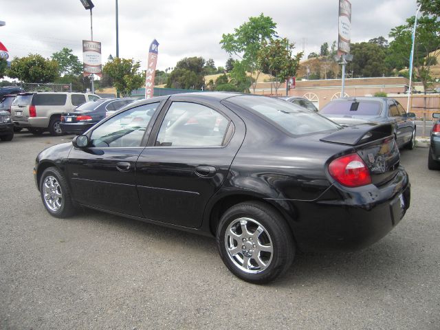 Dodge Neon 2005 photo 2