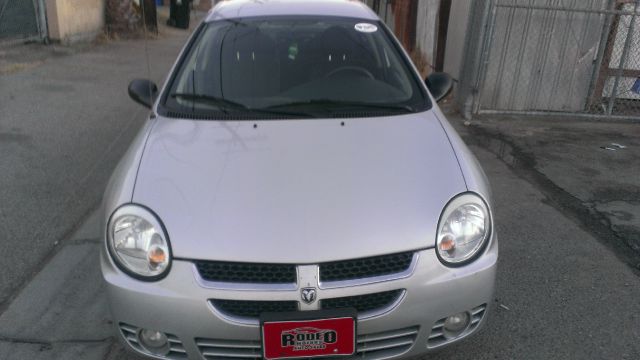Dodge Neon 2005 photo 2