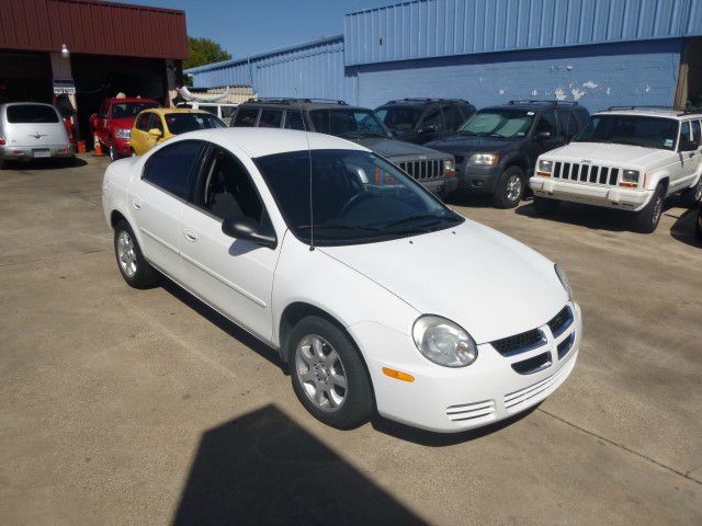 Dodge Neon Unknown Sedan