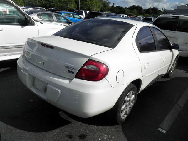 Dodge Neon Unknown Sedan