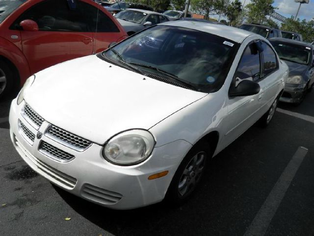 Dodge Neon 2005 photo 2