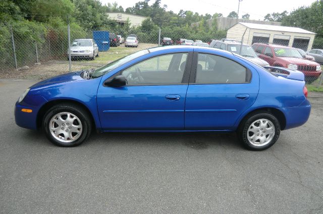 Dodge Neon 2005 photo 2