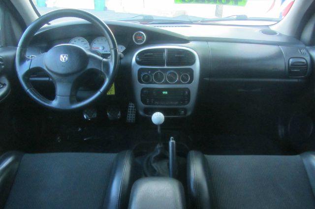 Dodge Neon 2005 photo 4