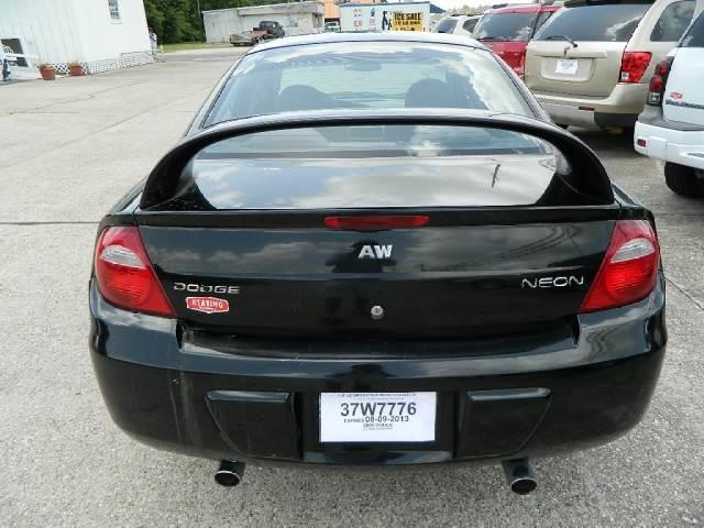 Dodge Neon 2005 photo 2