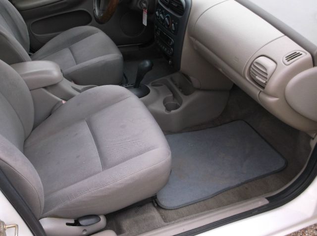 Dodge Neon 2005 photo 4