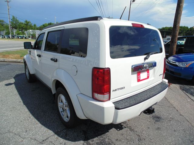 Dodge Nitro 2007 photo 14