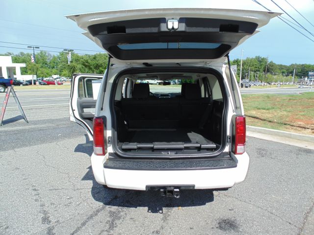 Dodge Nitro 2007 photo 3