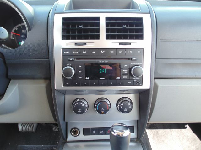 Dodge Nitro 2007 photo 4