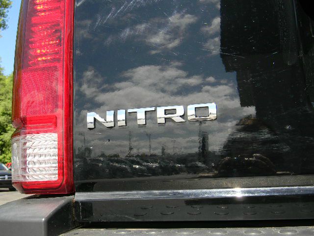 Dodge Nitro Wolfsburg Edition Sedan SUV