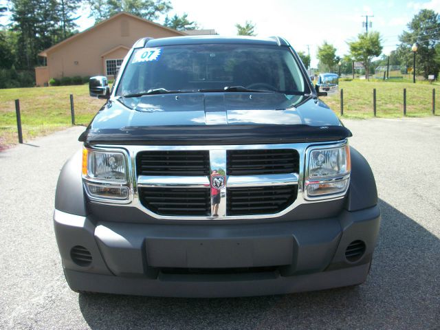 Dodge Nitro Wolfsburg Edition Sedan SUV