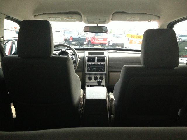 Dodge Nitro 2007 photo 2