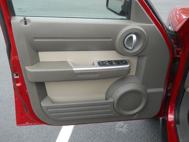 Dodge Nitro Super SUV