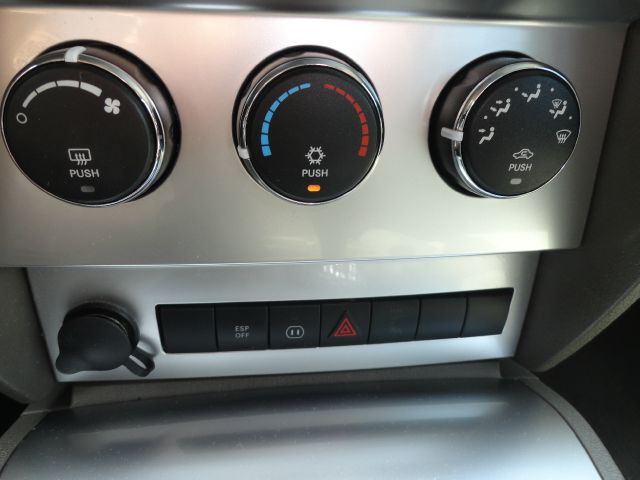 Dodge Nitro 2007 photo 1