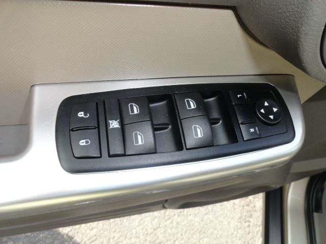 Dodge Nitro 2007 photo 30