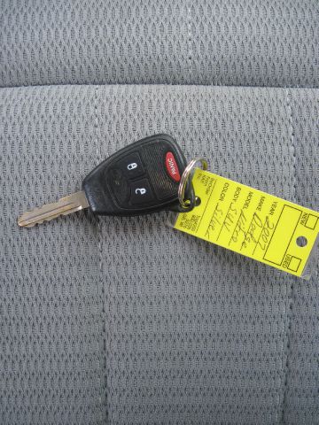 Dodge Nitro 2007 photo 2