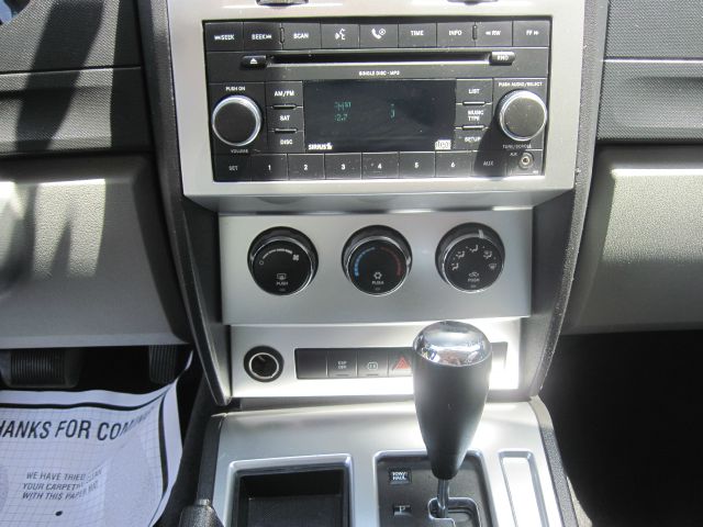 Dodge Nitro 2007 photo 3