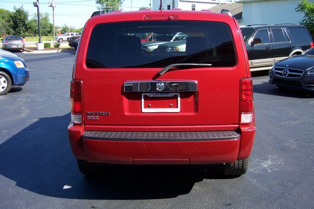 Dodge Nitro 2007 photo 15