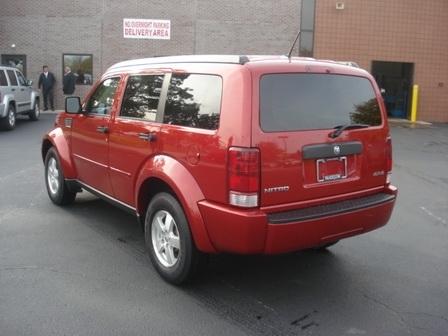 Dodge Nitro 2008 photo 2