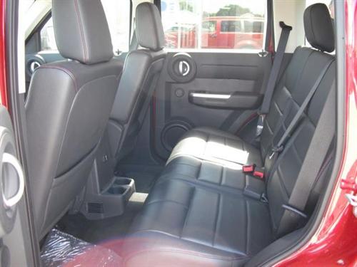 Dodge Nitro 2008 photo 4