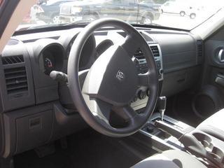 Dodge Nitro 2008 photo 2