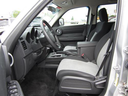 Dodge Nitro 2008 photo 2