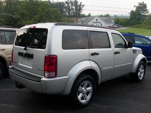 Dodge Nitro 2008 photo 2