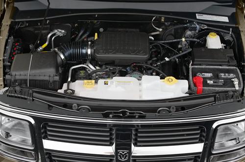 Dodge Nitro 2008 photo 3