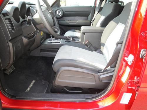 Dodge Nitro 2008 photo 1