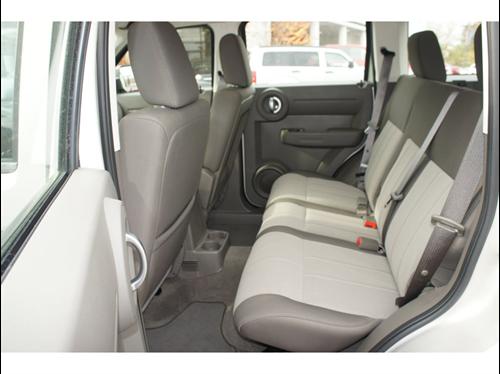 Dodge Nitro 2008 photo 1