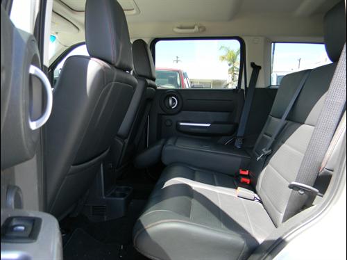 Dodge Nitro 2008 photo 4