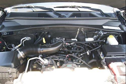 Dodge Nitro 2008 photo 2