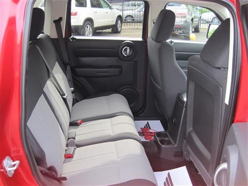 Dodge Nitro 2008 photo 2