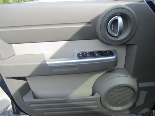 Dodge Nitro 2008 photo 5