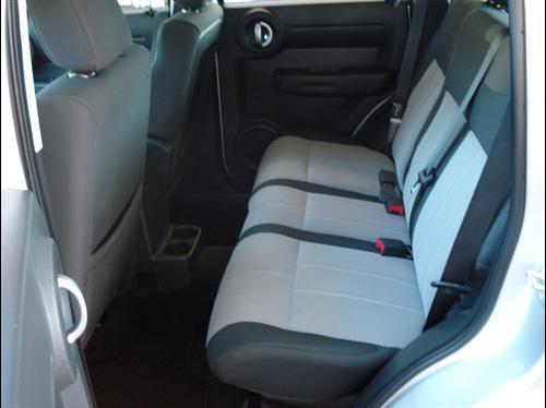 Dodge Nitro 2008 photo 2