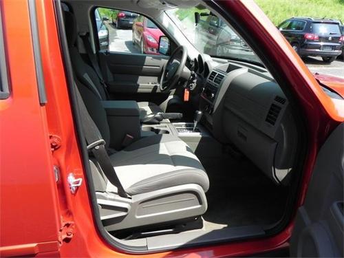 Dodge Nitro 2008 photo 2