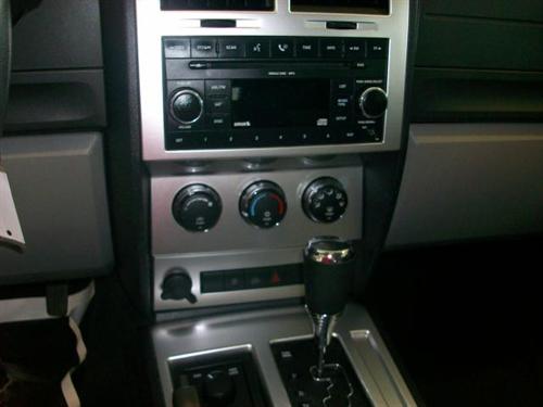 Dodge Nitro 2008 photo 3