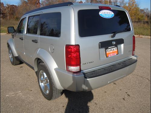 Dodge Nitro 2008 photo 3