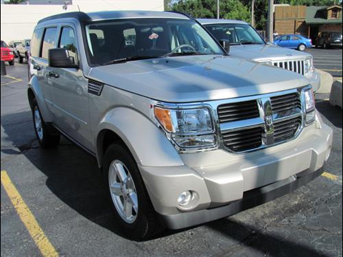 Dodge Nitro 2008 photo 2