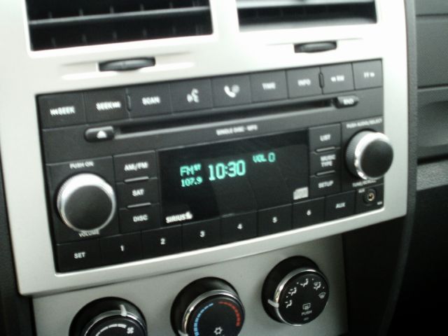 Dodge Nitro Wolfsburg Edition Sedan SUV