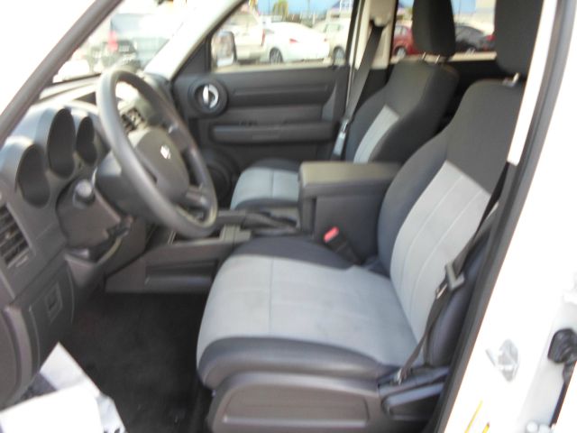Dodge Nitro 2008 photo 3