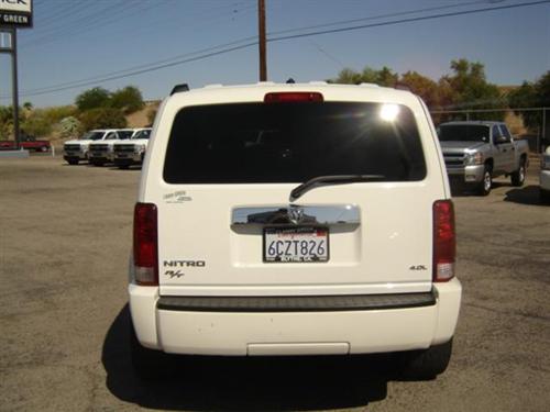 Dodge Nitro 2008 photo 3