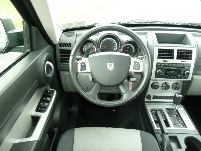 Dodge Nitro 2008 photo 4