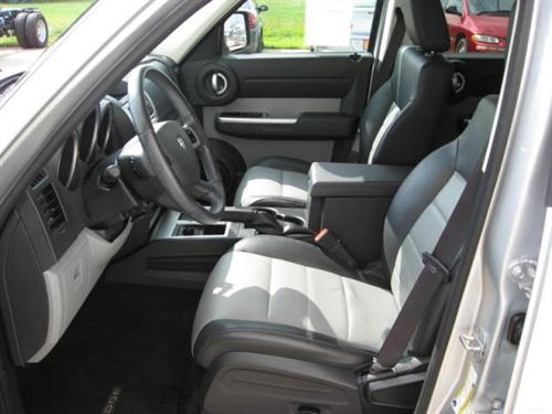 Dodge Nitro 2008 photo 3