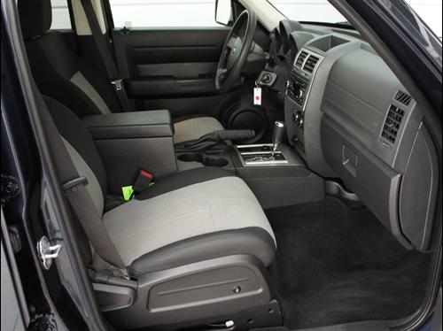 Dodge Nitro 2008 photo 2