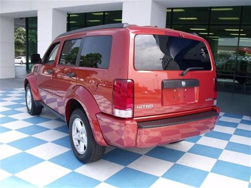 Dodge Nitro 2008 photo 1