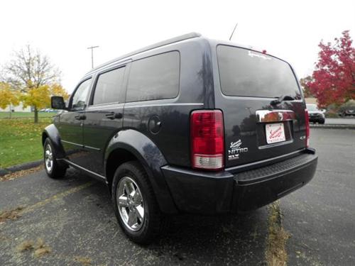Dodge Nitro 2008 photo 2