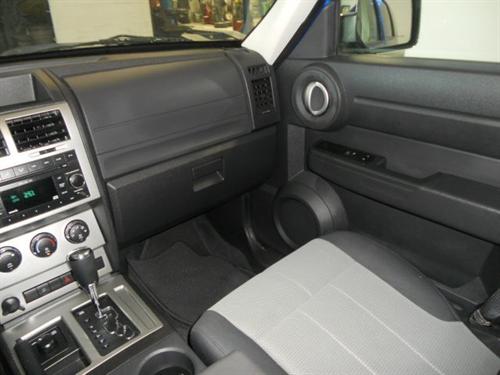 Dodge Nitro 2008 photo 4