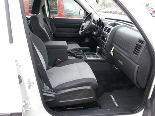 Dodge Nitro 2008 photo 4